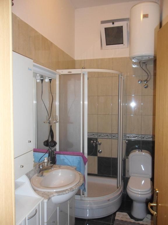 Apartment Petrovic Ούλτσιν Δωμάτιο φωτογραφία